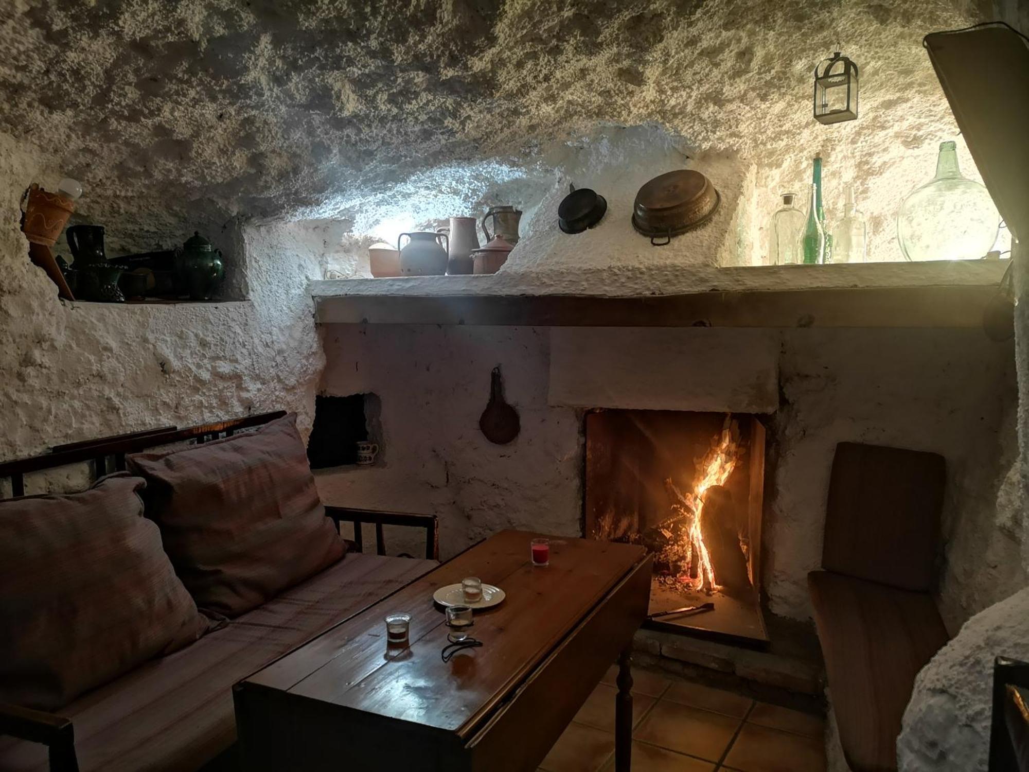 Cueva El Parral Guest House Pegalajar Exterior photo